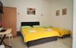  en Apartamentos Busola, alojamiento privado en Tivat, Montenegro